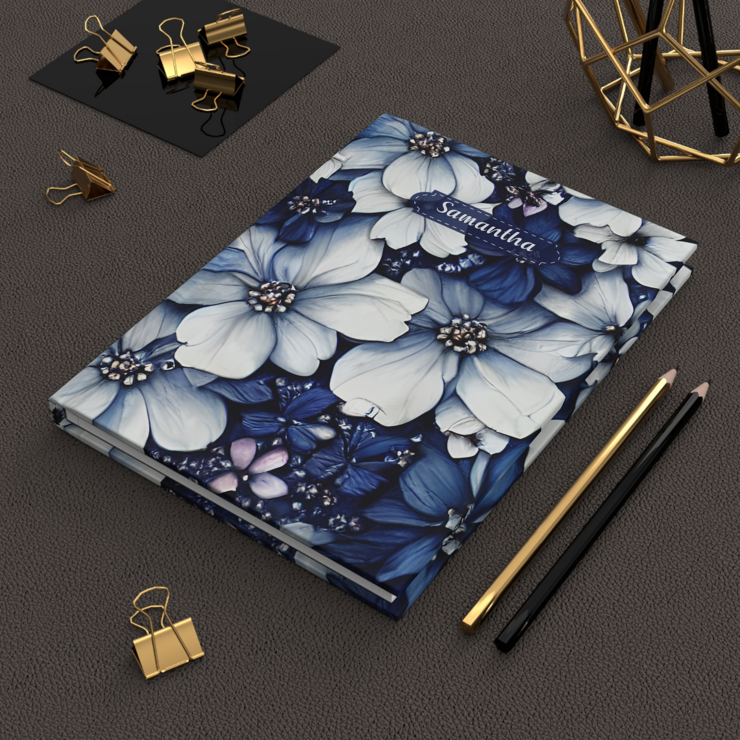 Cuaderno personalizado de flores silvestres azules: ideal para amantes de las flores.